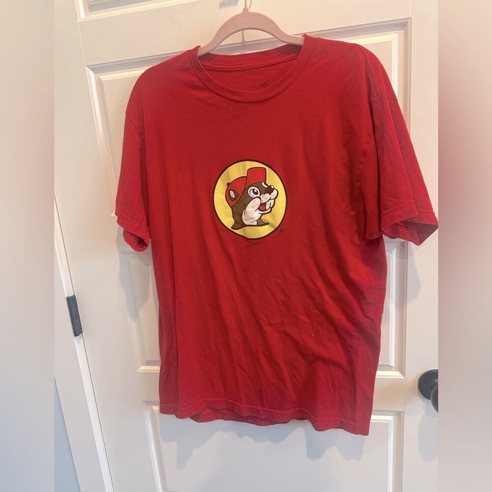 Buc-ee’s Large Classic Logo T-Shirt Graphic Tee Road Trip Southern Kitschy